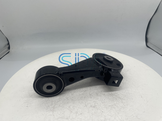  Hot Sale Wholesale Auto Spare Parts Rubber Engine Mount 12363-20120 for Toyota Camry