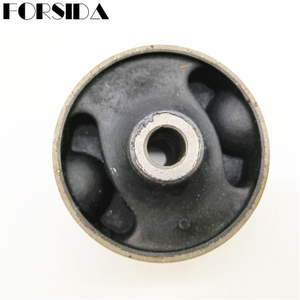Hot Sale Wholesale Auto Spare Part Bushing Rubber 12363-0H030 12363-0H031 for Toyota Camry