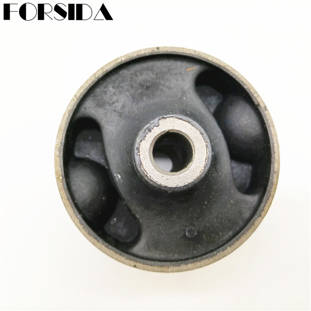 Hot Sale Wholesale Auto Spare Part Bushing Rubber 12363-0H030 12363-0H031 for Toyota Camry