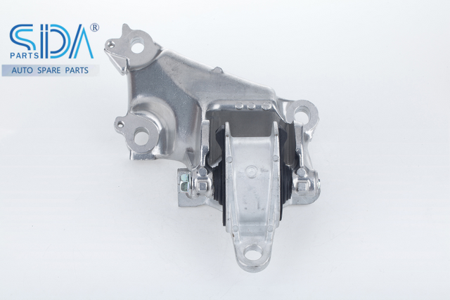 Auto Parts Engine Mount Rubber Bracket 50850-TR0-A01 for Honda CIVIC FB2 2012-2015